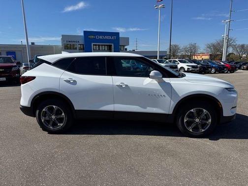 2025 Chevrolet Blazer LT