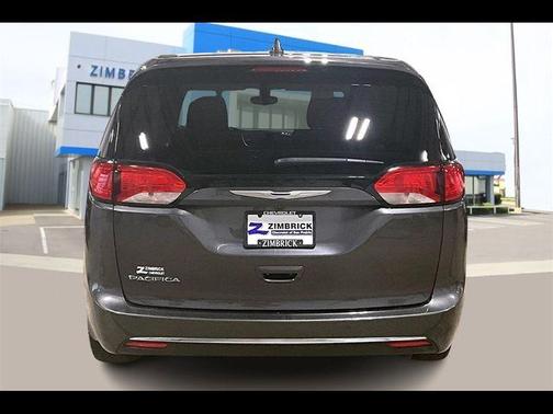 2018 Chrysler Pacifica Touring Plus