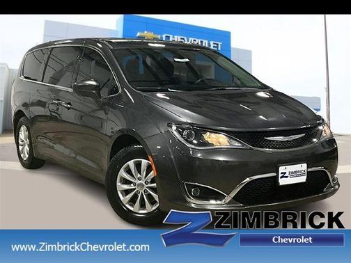 2018 Chrysler Pacifica Touring Plus