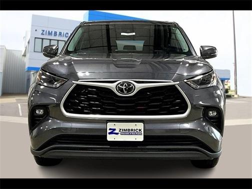 2021 Toyota Highlander LE