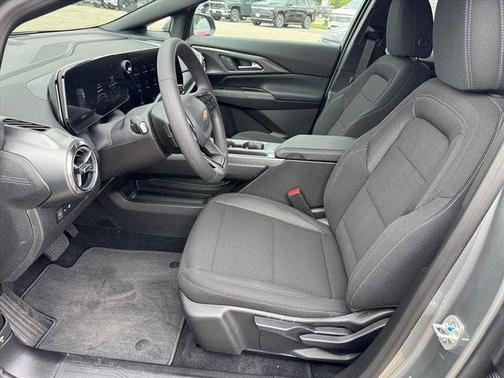 2026 Chevrolet Equinox EV LT 1