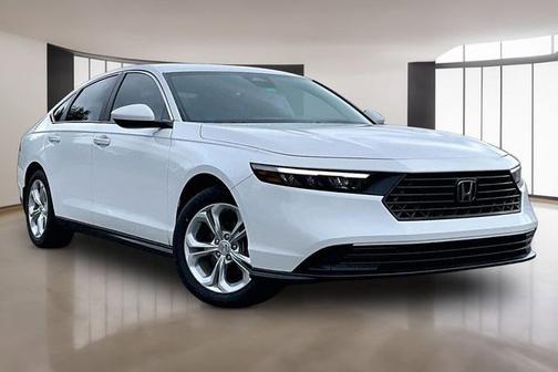 Platinum White Pearl 2023 Honda Accord