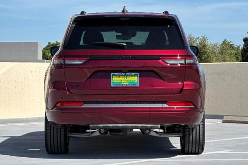 Velvet Red Pearlcoat 2026 Jeep Grand Cherokee Limited Reserve 4x4