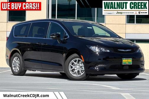Diamond Black 2026 Chrysler Voyager LX