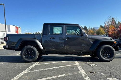 2026 Jeep Gladiator Sport