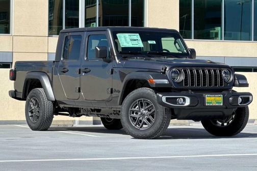 Granite Crystal 2026 Jeep Gladiator Sport
