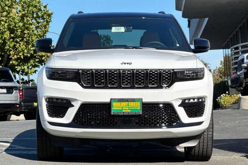 2025 Jeep Grand Cherokee Summit