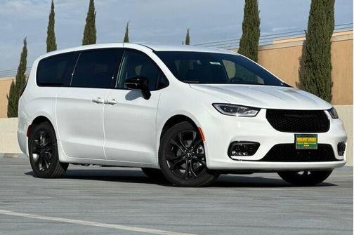 Bright White 2026 Chrysler Pacifica Select