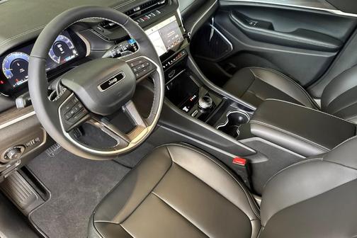 Steel Blue 2026 Jeep Grand Cherokee Limited 4x4