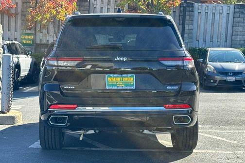 2025 Jeep Grand Cherokee Overland