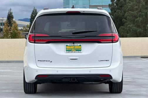 2026 Chrysler Pacifica Limited