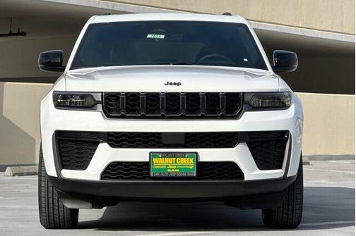 2026 Jeep Grand Cherokee Altitude 4x4