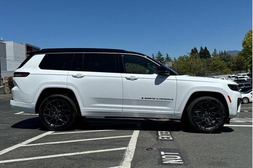 Bright White 2026 Jeep Grand Cherokee Summit