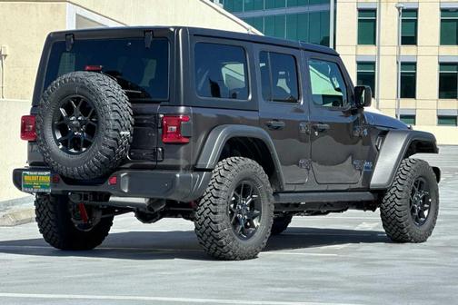 2025 Jeep Wrangler 4xe Sport