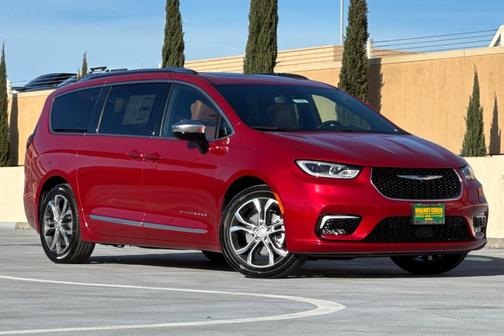 2026 Chrysler Pacifica Pinnacle