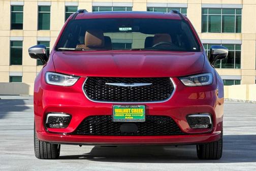 2026 Chrysler Pacifica Pinnacle