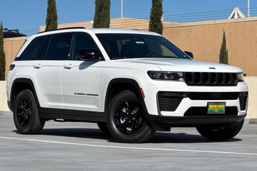 2026 Jeep Grand Cherokee Laredo