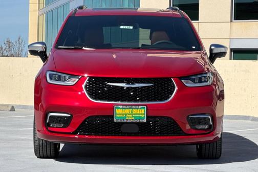2026 Chrysler Pacifica Pinnacle