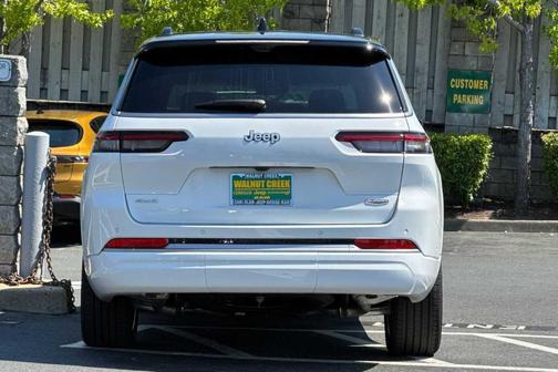 Bright White 2026 Jeep Grand Cherokee Summit