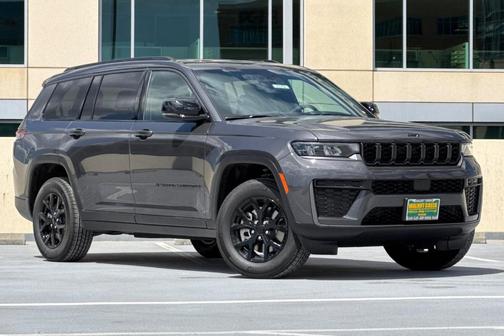 Baltic Gray 2026 Jeep Grand Cherokee L Laredo