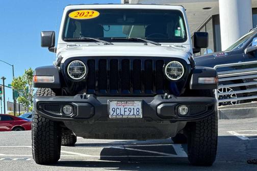 Bright White Clearcoat 2022 Jeep Wrangler Unlimited Willys