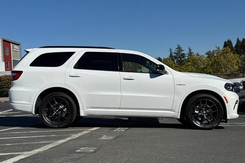 2026 Dodge Durango GT HEMI V8