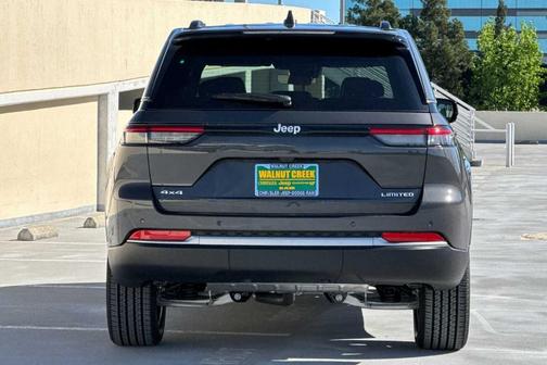 Baltic Gray 2026 Jeep Grand Cherokee Limited 4x4