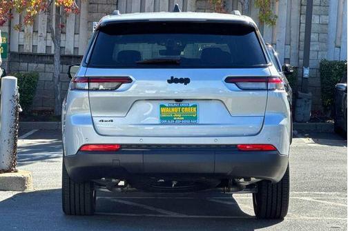 2025 Jeep Grand Cherokee L Laredo