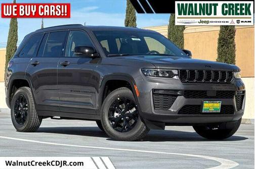 2026 Jeep Grand Cherokee Laredo