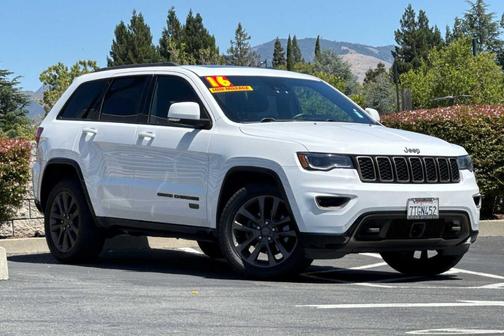 Bright White Clearcoat 2016 Jeep Grand Cherokee Limited
