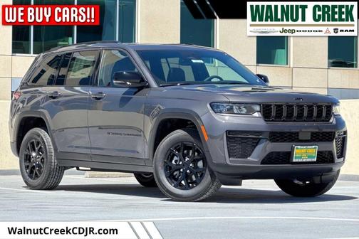 Baltic Gray 2026 Jeep Grand Cherokee Laredo