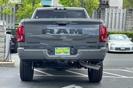 Ceramic Gray 2026 RAM 2500 Laramie