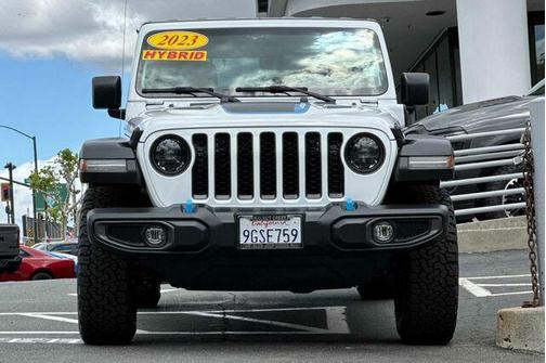 Bright White Clearcoat 2023 Jeep Wrangler 4xe Rubicon