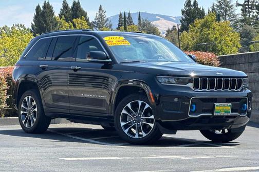 2022 Jeep Grand Cherokee 4xe Overland
