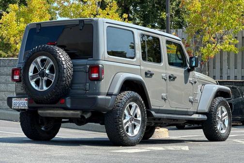 2020 Jeep Wrangler Unlimited Sahara