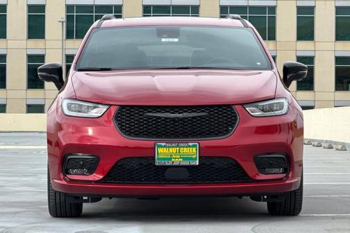 2026 Chrysler Pacifica Limited