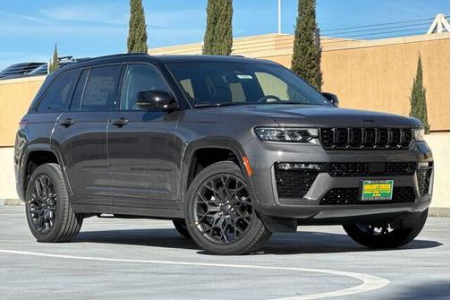 2026 Jeep Grand Cherokee Summit 4x4
