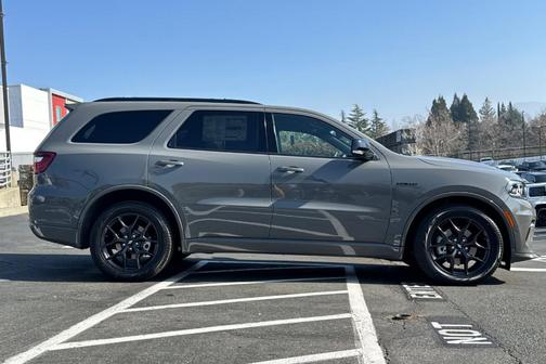 2026 Dodge Durango GT HEMI V8