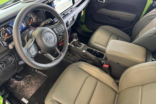 Mojito! Clearcoat 2026 Jeep Gladiator Mojave