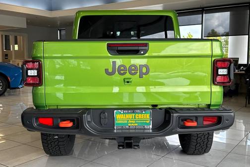 Mojito! Clearcoat 2026 Jeep Gladiator Mojave