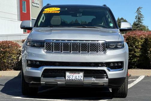 2022 Jeep Grand Wagoneer Series II