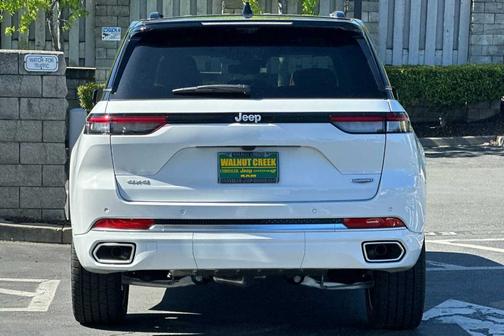 2025 Jeep Grand Cherokee Summit