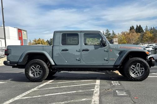 2026 Jeep Gladiator Mojave