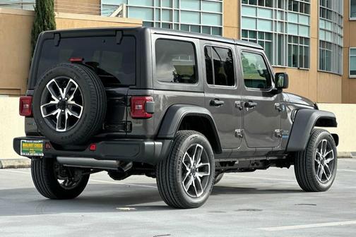 2025 Jeep Wrangler 4xe Sport