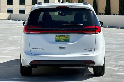 2025 Chrysler Pacifica Limited