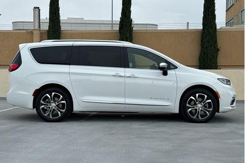 Bright White 2026 Chrysler Pacifica Pinnacle AWD