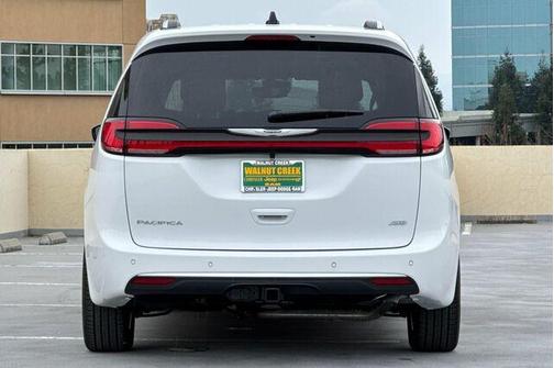 Bright White 2026 Chrysler Pacifica Pinnacle AWD