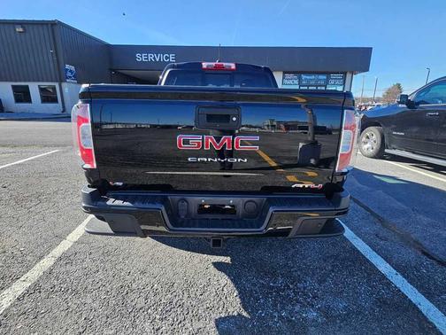 2022 GMC Canyon AT4