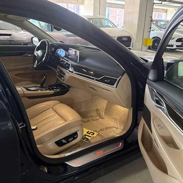 2016 BMW 750 i xDrive