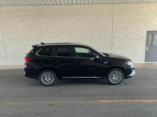 2019 Mitsubishi Outlander PHEV GT